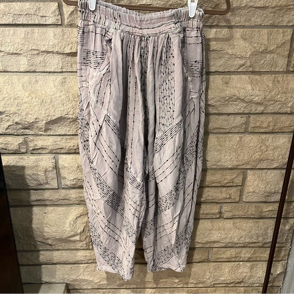 Free People Once Upon Yarn Dye Harem Pants in light pink S Boho Beach Barrel - Picture 3 of 10